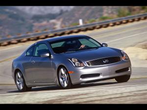 Infiniti G35 2003 года